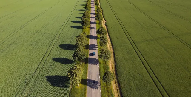 landsväg från ovan.